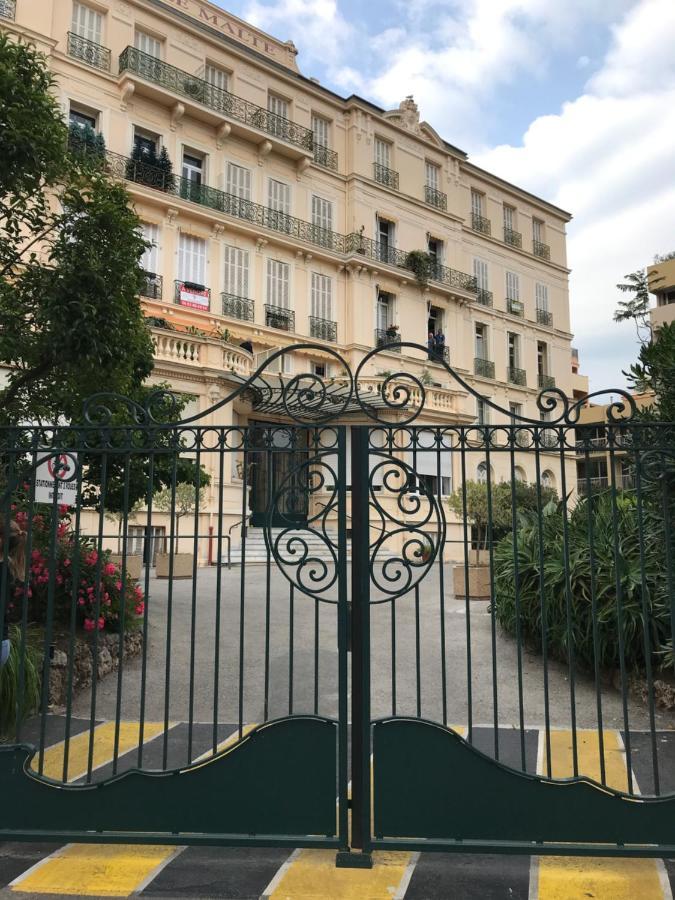 Appartement Terrasse Dans Palace Centre Ville マントン エクステリア 写真