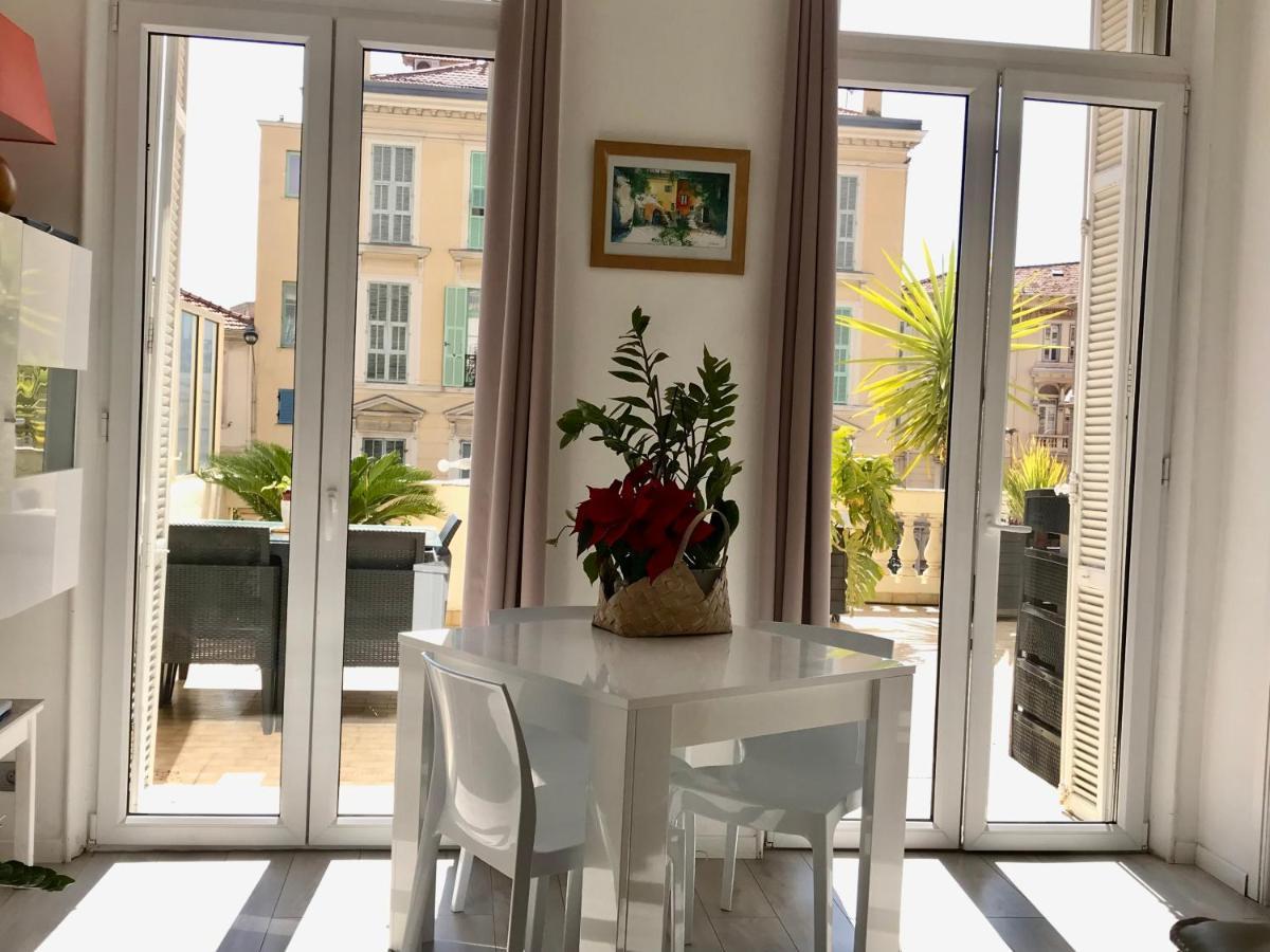 Appartement Terrasse Dans Palace Centre Ville マントン エクステリア 写真